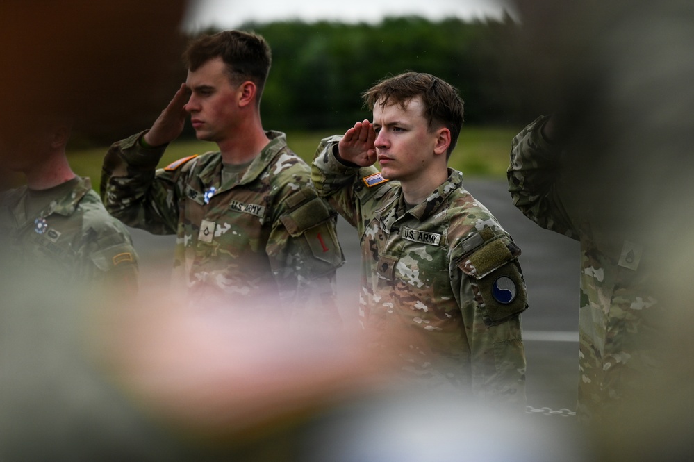 WWII veterans welcomed to Normandy for D-Day commemoration