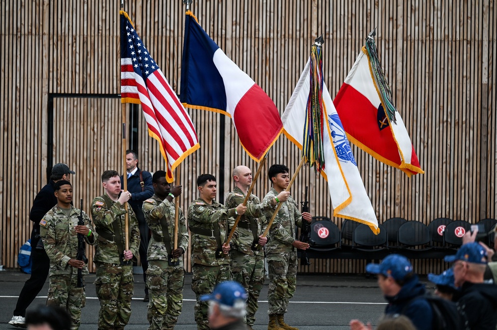 WWII veterans welcomed to Normandy for D-Day commemoration