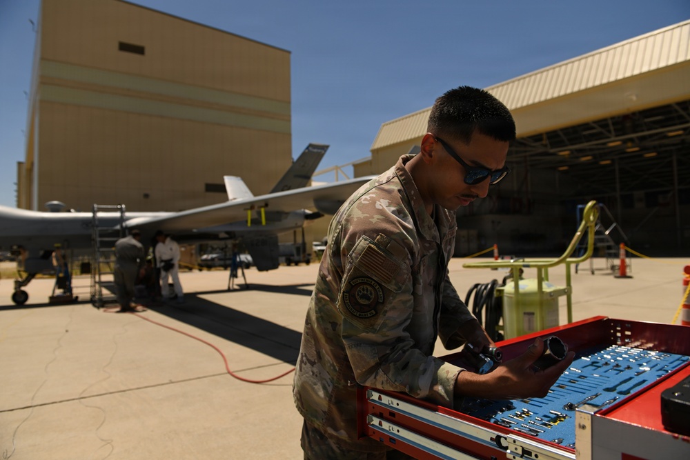 MQ-9 Reaper Fuel Systems Maintenance