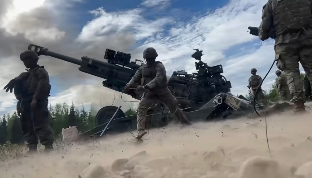 -377 PFAR Soldiers Conduct Artillery Gunnery at RTA