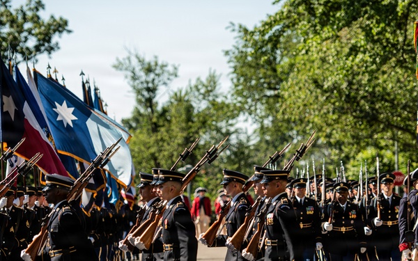 Army Full Honors Arrival for Lt. Gen. Marek Sokołowski, June 2, 2026
