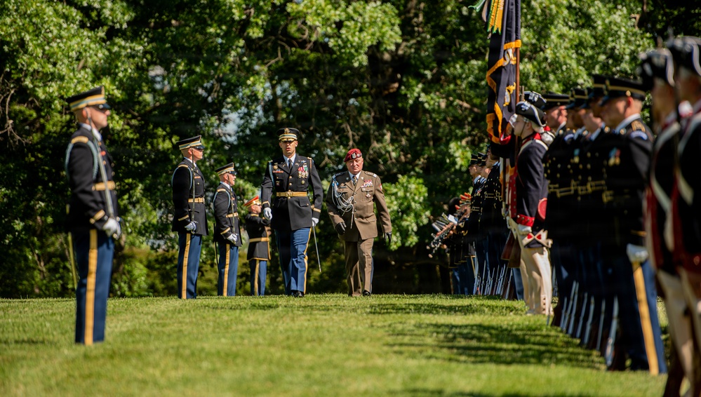 Army Full Honors Arrival for Lt. Gen. Marek Sokołowski, June 2, 2026