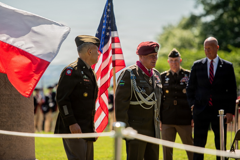 Army Full Honors Arrival for Lt. Gen. Marek Sokołowski, June 2, 2026