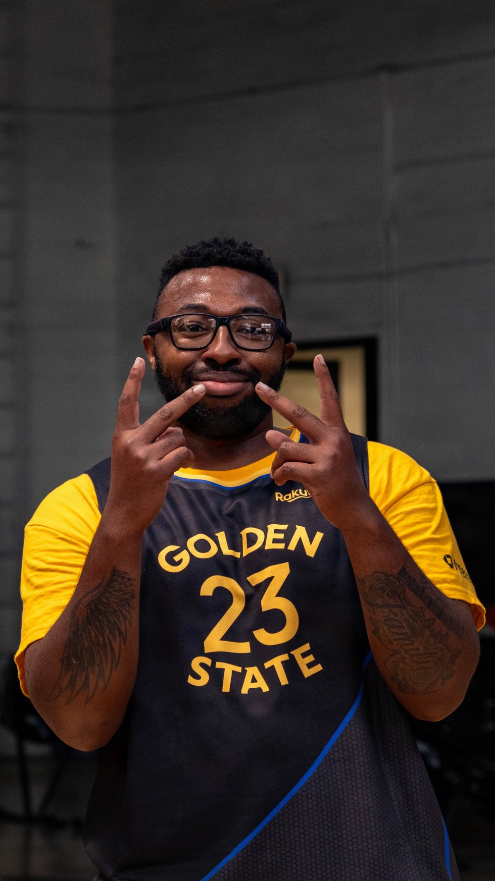 Coast Guard Base Alameda hosts Hoops for Troops event with Golden State Warriors