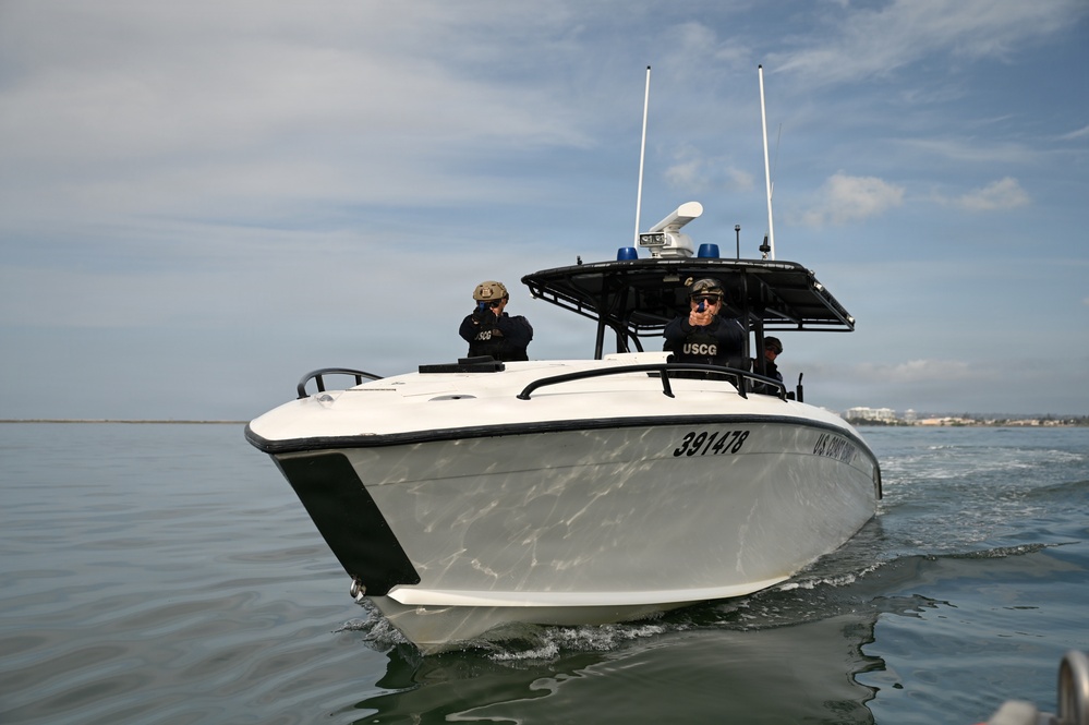 Maritime Safety and Security Team Conducts Pursuit Training Offshore San Diego