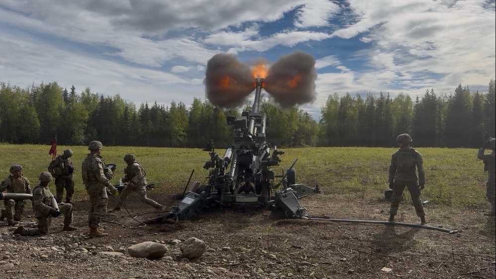 2-377 PFAR Fires M777A2 During Historic RTA Gunnery