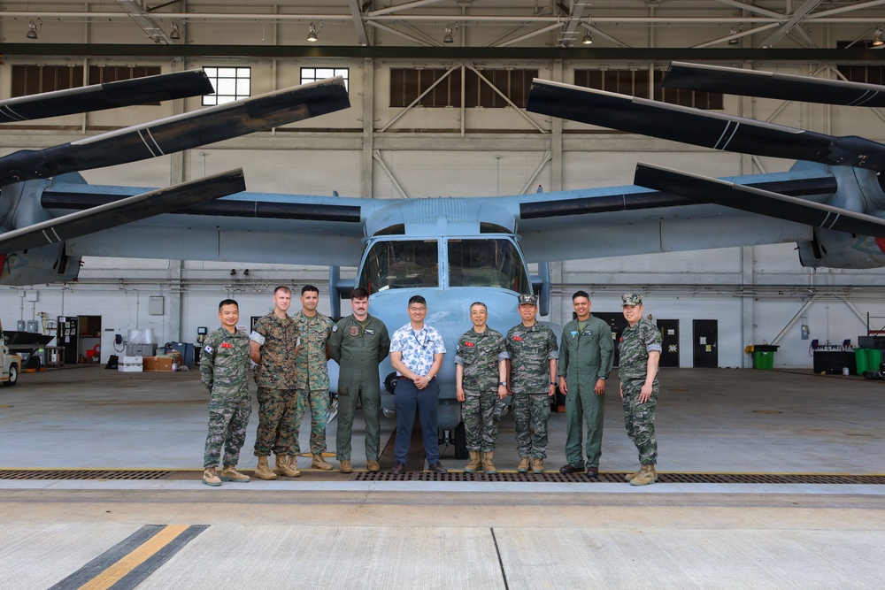 Republic of Korea Marine Corps senior leaders visit MAG-24