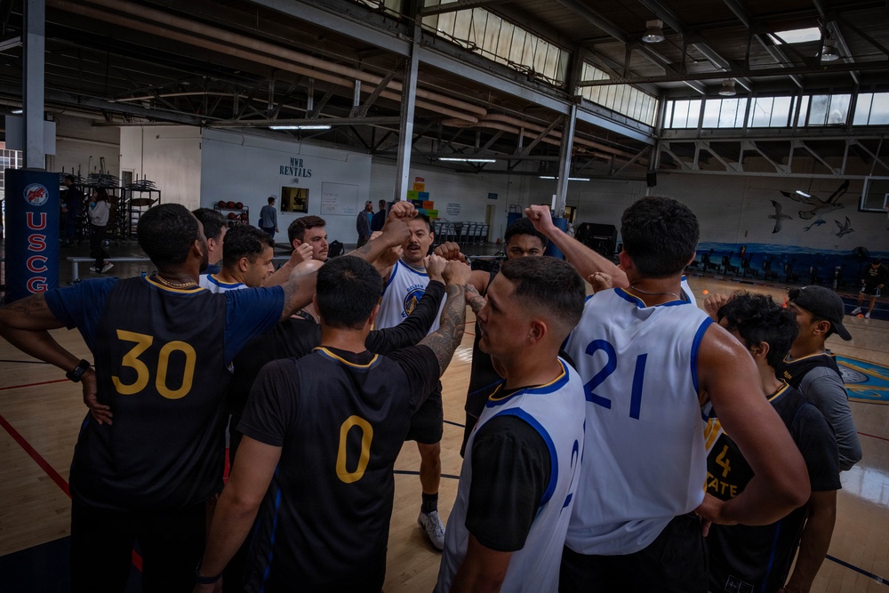 Coast Guard Base Alameda hosts Hoops for Troops event with Golden State Warriors