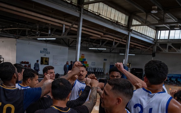 Coast Guard Base Alameda hosts Hoops for Troops event with Golden State Warriors