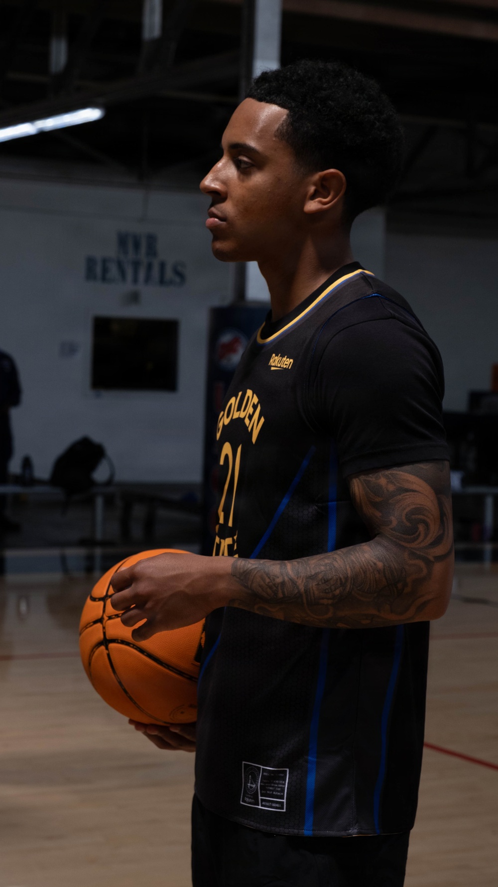 Coast Guard Base Alameda hosts Hoops for Troops event with Golden State Warriors