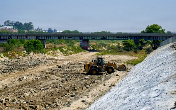 USACE, Riverside County celebrate milestone in critical levee rehabilitation