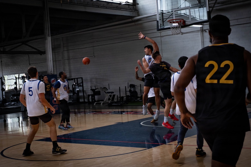 Coast Guard Base Alameda hosts Hoops for Troops event with Golden State Warriors