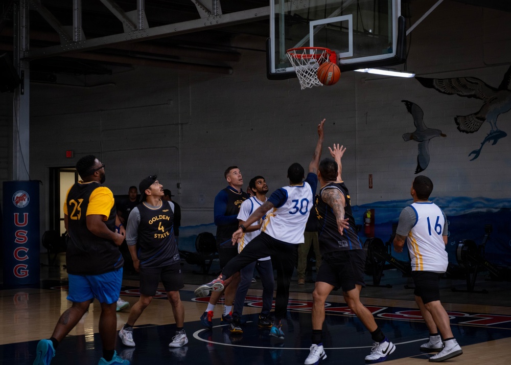 Coast Guard Base Alameda hosts Hoops for Troops event with Golden State Warriors