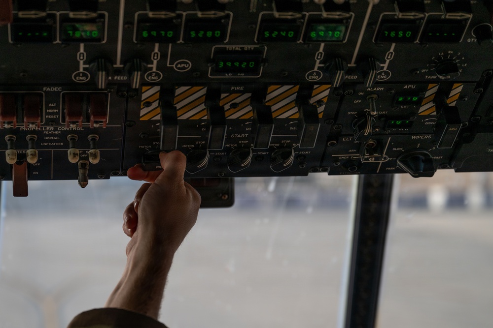 C-130 crew hauls cargo in the Middle East