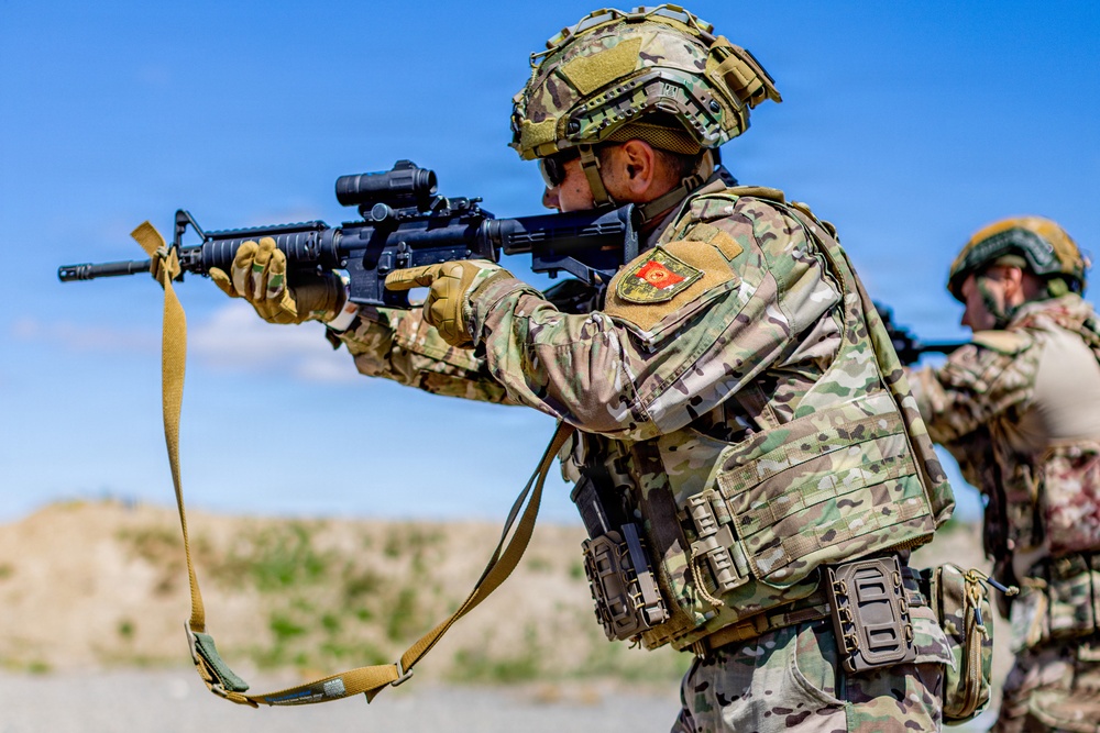 Partner Service Members Conduct M4 Familiarization Training During Exercise Regional Cooperation 2026