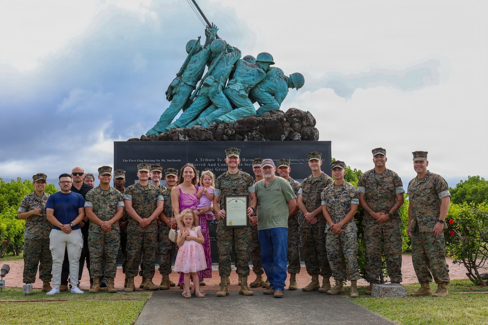 MARFORPAC comptroller chief promoted to master sergeant