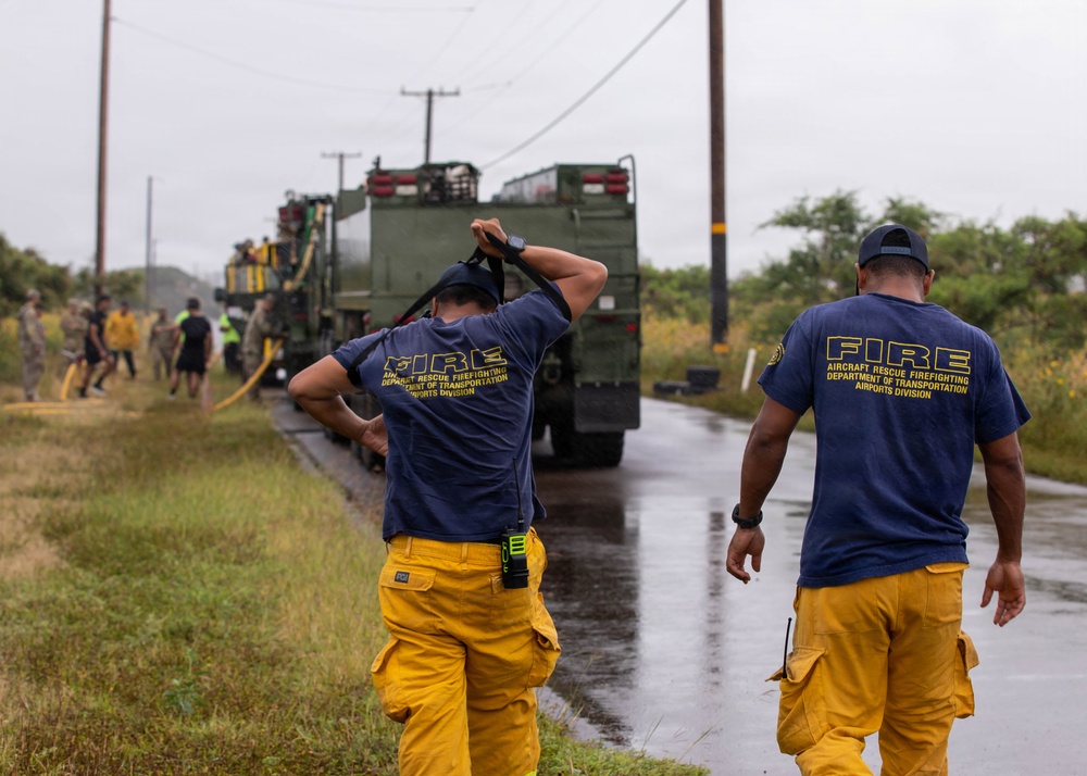 Hawaii Army National Guard firefighters conduct joint emergency response training on Maui