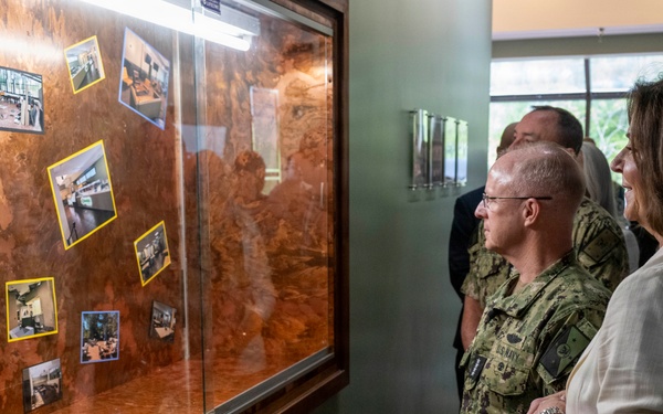 CNO and MCPON participate in Warrior Eatery reopening