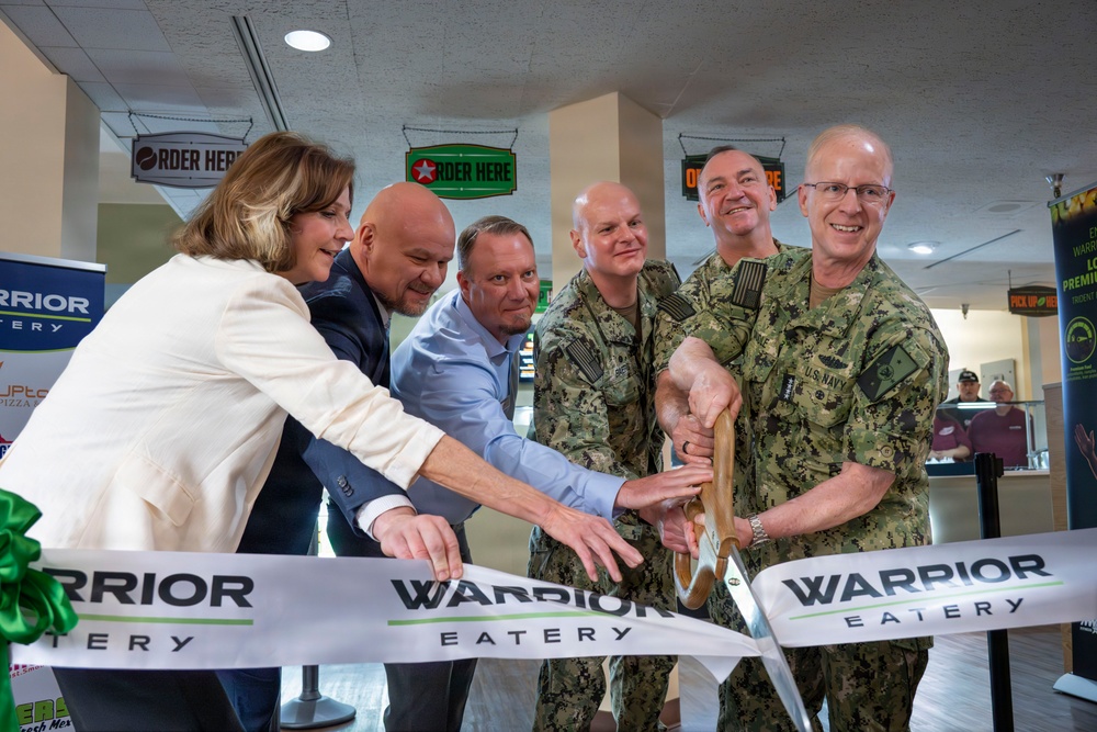 CNO and MCPON participate in Warrior Eatery reopening