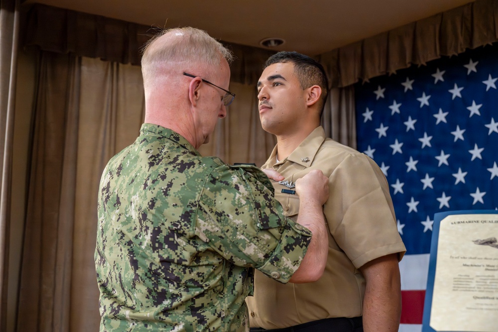 CNO and MCPON conduct all-hands call on Naval Base Kitsap-Bangor