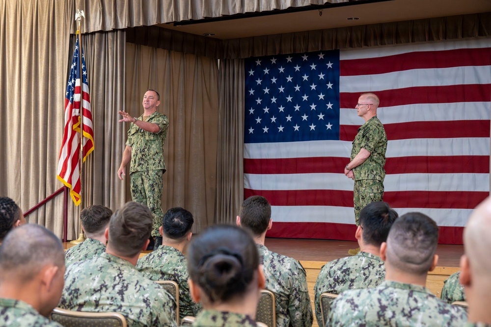 CNO and MCPON conduct all-hands call on Naval Base Kitsap-Bangor