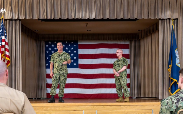 CNO and MCPON conduct all-hands call on Naval Base Kitsap-Bangor