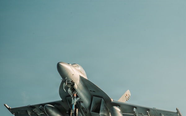 George Washington Conducts Flight Operations