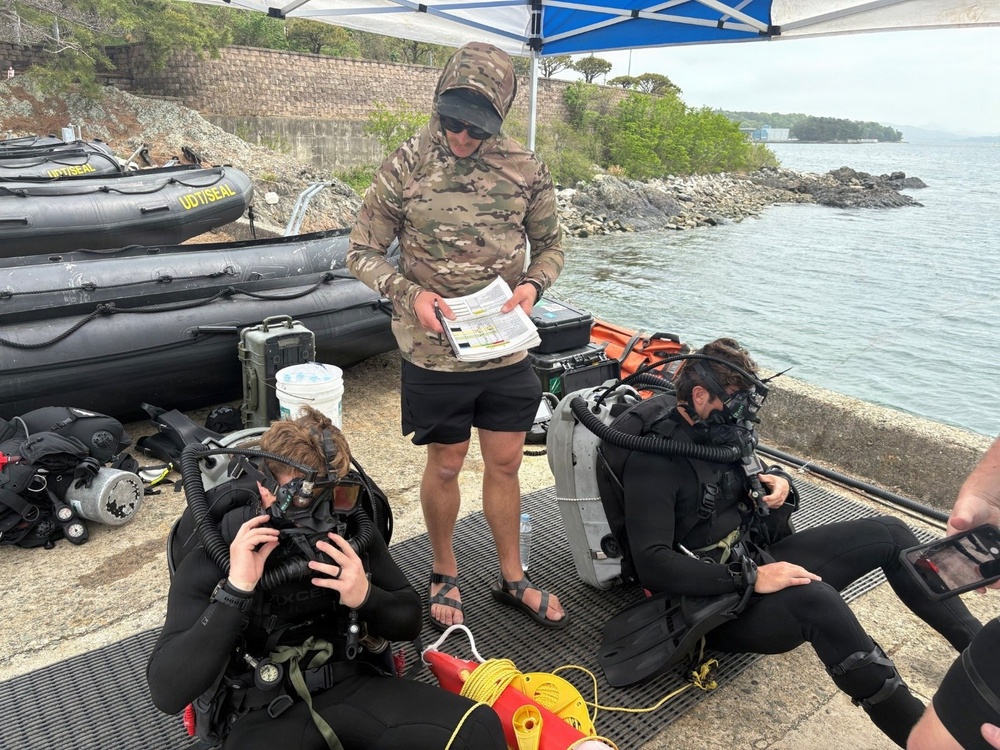 U.S. Navy, ROK Navy complete 2026 ROK-US Combined Mine Warfare Exercise