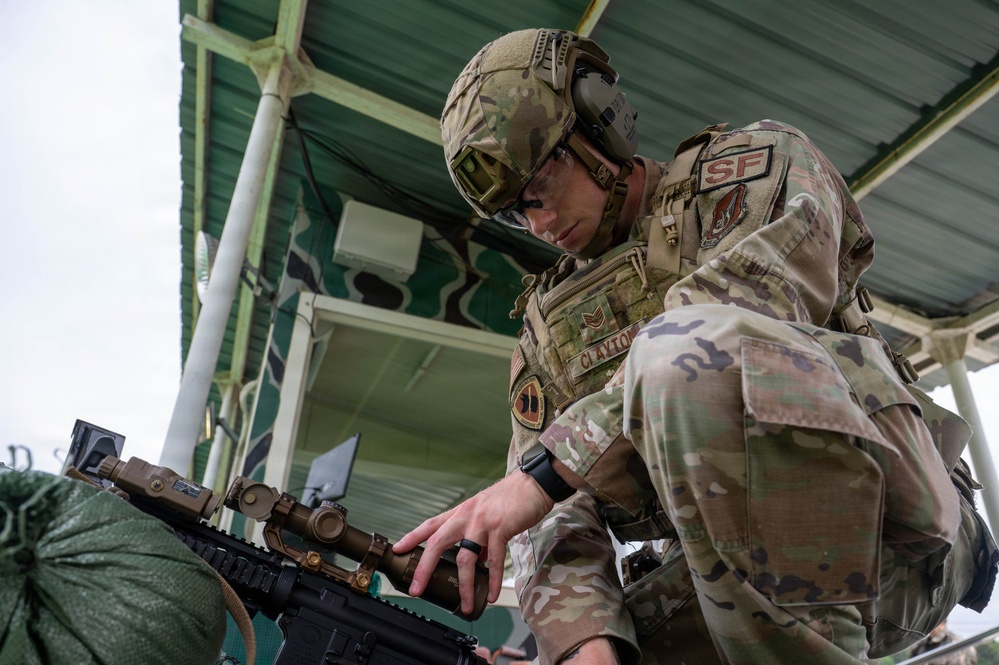 First Defender Weapon Trainer Course at Kunsan