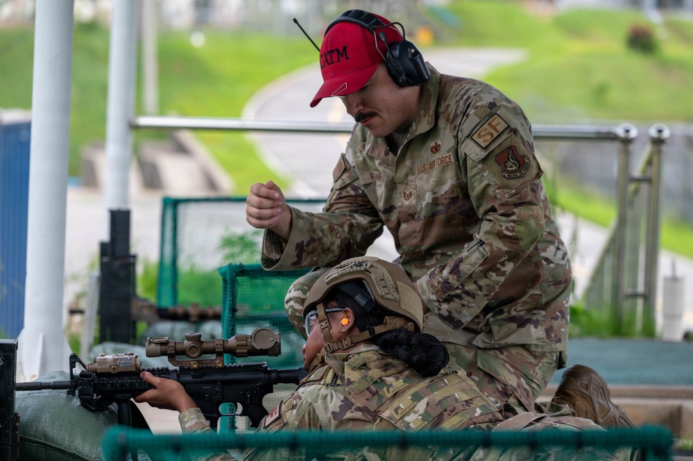 First Defender Weapon Trainer Course at Kunsan