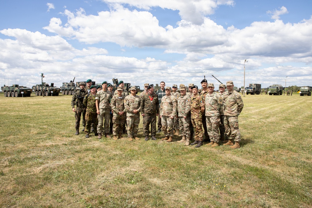 V Corps host 4th Polish Apache Initiative and 8th European HIMAR Initiative.