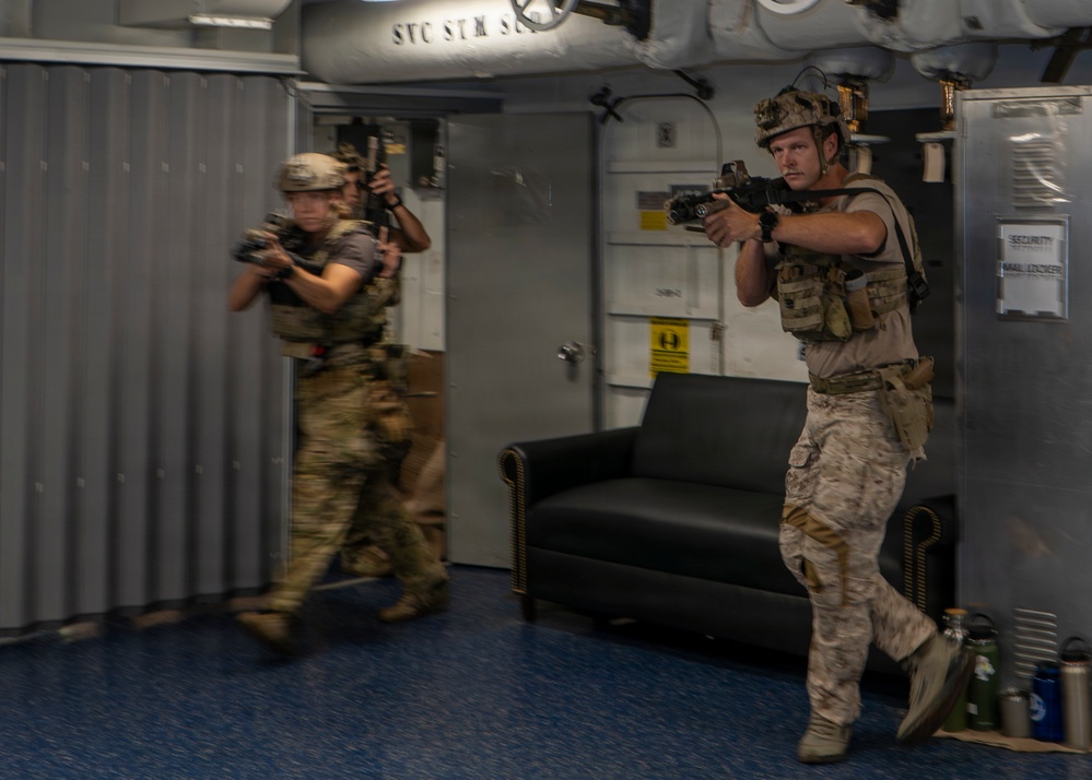George Washington Conducts Close Quarters Battle Drill