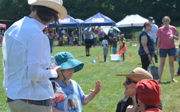 Sunlight, smiles light up Hohenfels Kinderfest … for a time