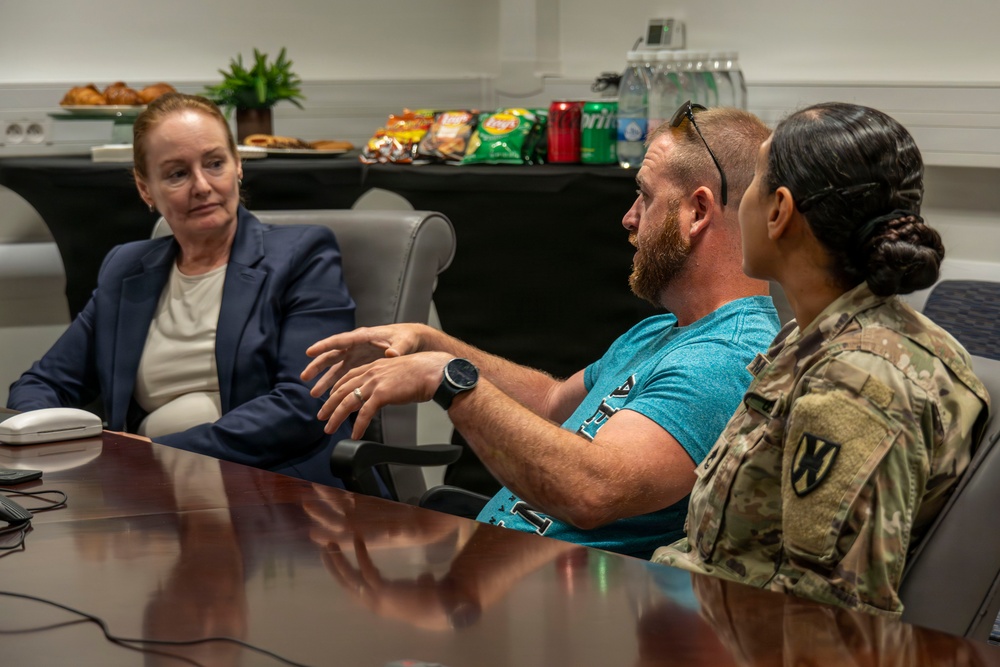 Strengthening support – American Legion national commander visits Chièvres Air Base