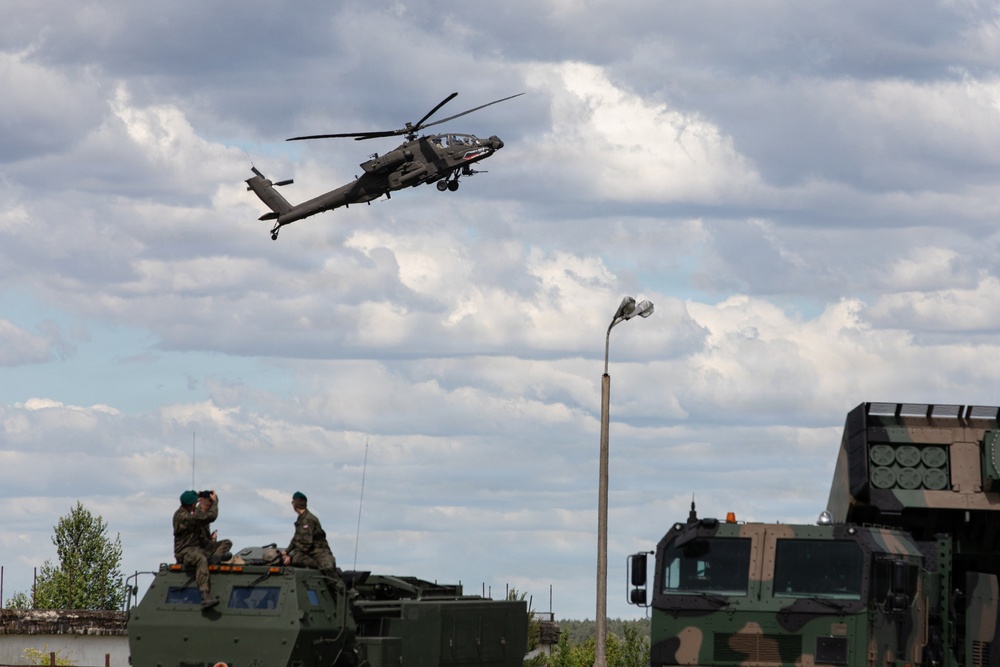 V Corps host 4th Polish Apache Initiative and 8th European HIMAR Initiative
