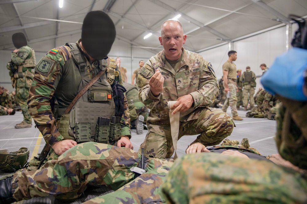 1-12 CAV Soldiers train new Lithuanian Riflemen's Union commandos