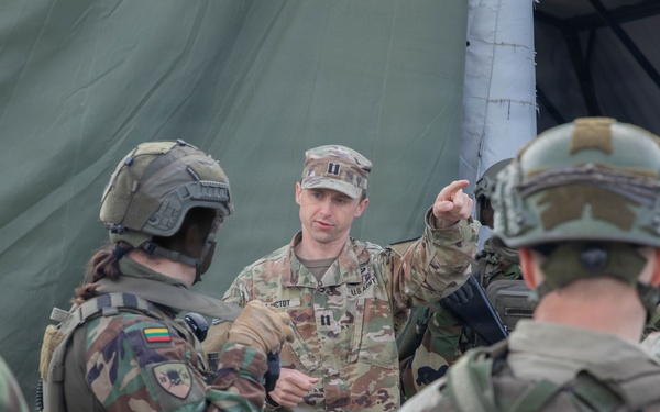 1-12 CAV Soldiers train new Lithuanian Riflemen's Union commandos