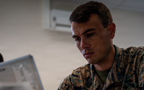 U.S. Marines participate in an integrated staff planners' course with NATO partners, allies in Romania