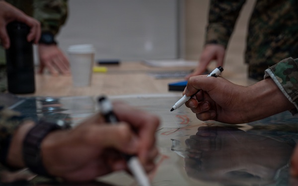 U.S. Marines participate in an integrated staff planners' course with NATO partners, allies in Romania