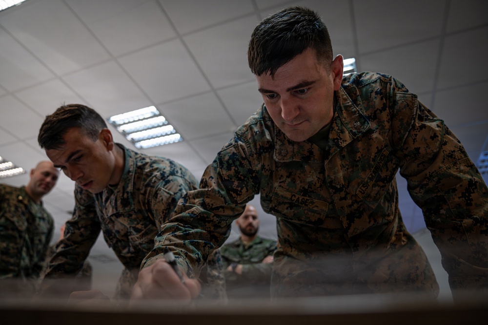 U.S. Marines participate in an integrated staff planners' course with NATO partners, allies in Romania