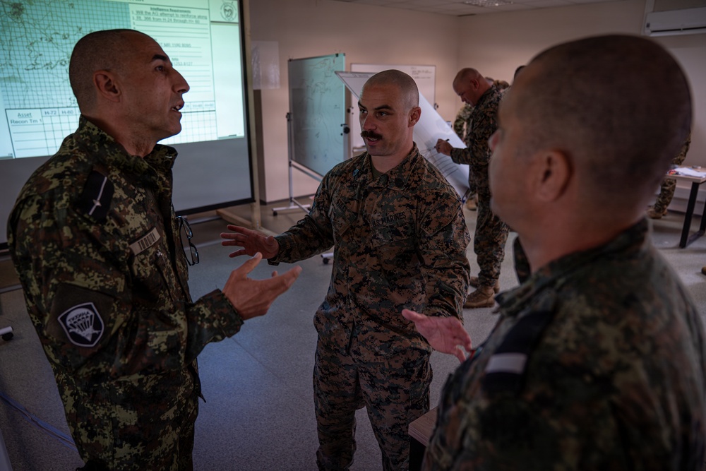 U.S. Marines participate in an integrated staff planners' course with NATO partners, allies in Romania