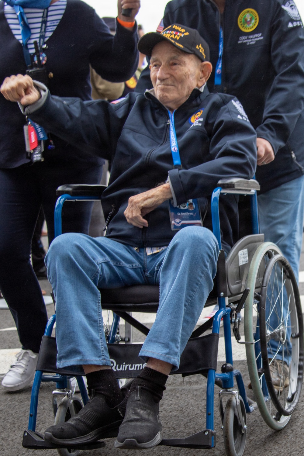 WWII veterans honored upon arrival to D-Day 82 commemoration in France
