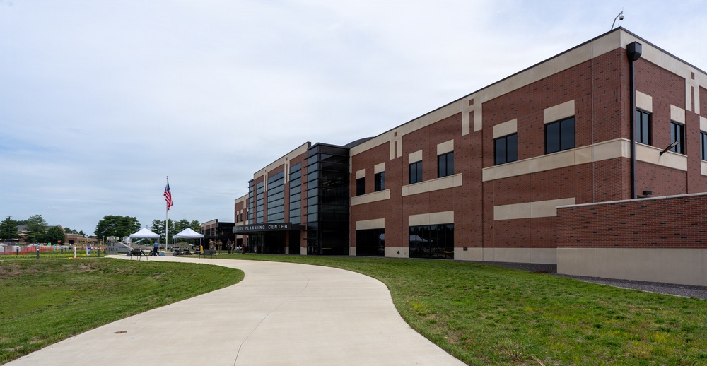 New Joint Operations &amp; Mission Planning Center unveiled at Scott AFB