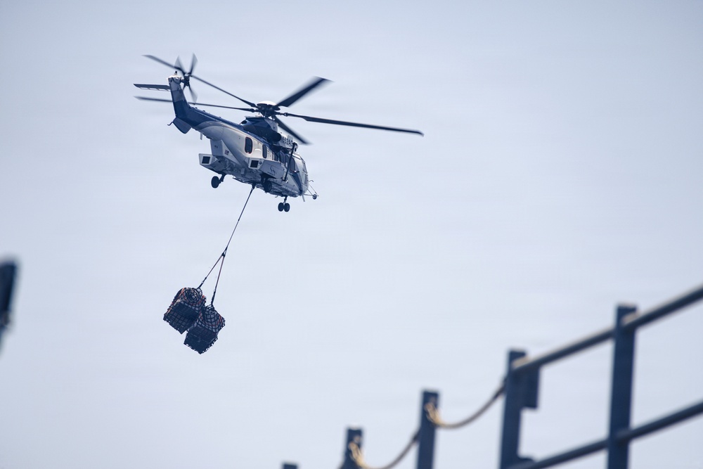 31st MEU | Vertical Replenishment aboard USS Tripoli (LHA 7)
