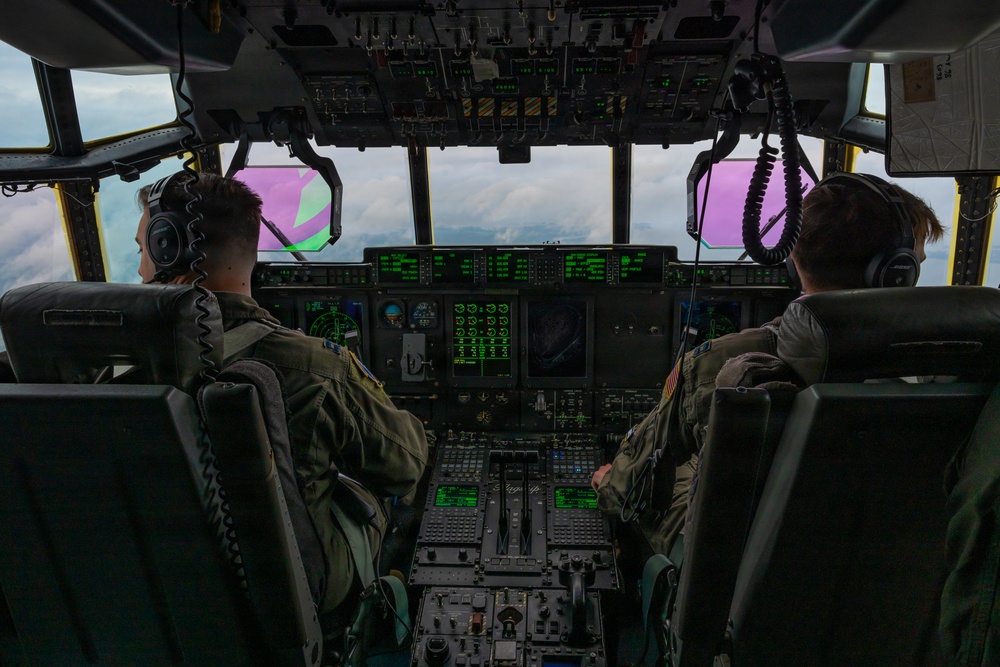37th Airlift Squadron, 86th Operations Support Squadron execute historic highway landing in Sweden