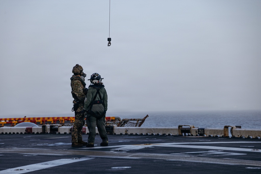 31st MEU | Sailor reenlists on the flight deck