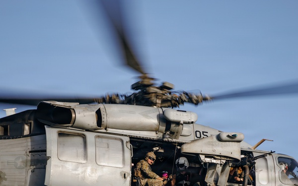 31st MEU | Sailor reenlists on the flight deck