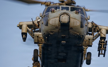 31st MEU | Sailor reenlists on the flight deck