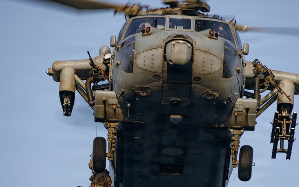 31st MEU | Sailor reenlists on the flight deck