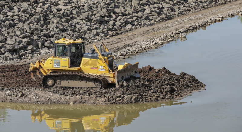 Earthwork is first work in Oologah Dam spillway project